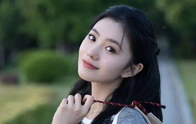 【2026.2.14】许馨文和蒋易？一线明星的活粉量？能讲讲刘浩存？平时看综艺感觉李雪琴是一个很细腻敏感真诚的人？能不能说下郑元畅？